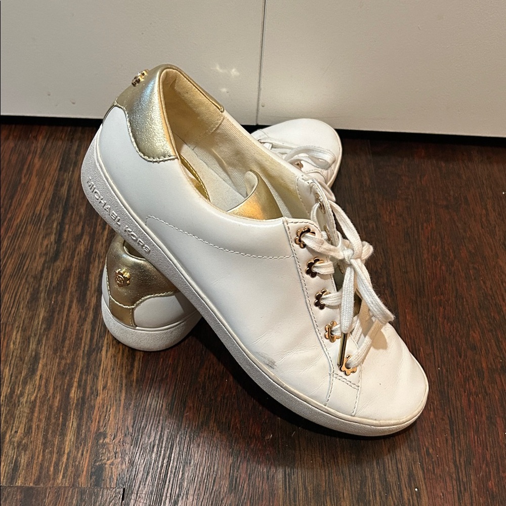 MICHAEL Michael Kors White and Gold Leather Sneakers